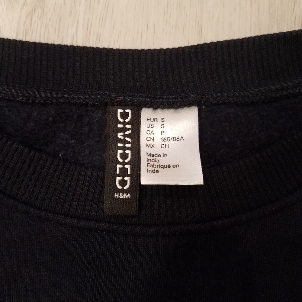 Color-block Sweatshirt - Picture 2 of 5